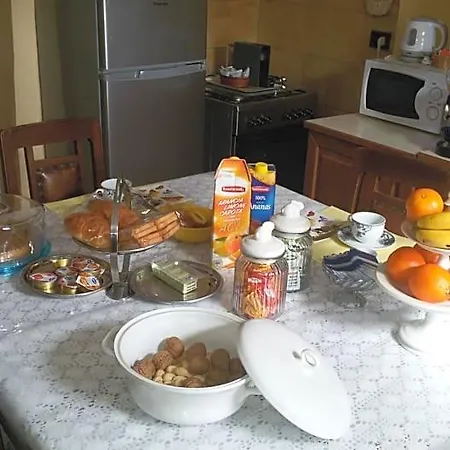 Il Terrazzo Alojamento de Acomodação e Pequeno-almoço Pollone