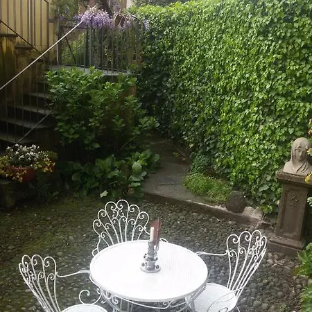 Alojamento de Acomodação e Pequeno-almoço Il Terrazzo Pollone