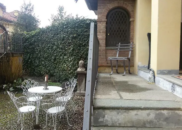Il Terrazzo Nocleg ze śniadaniem Pollone
